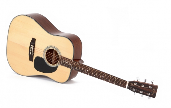 Preview: Sigma Guitars DM-1ST+