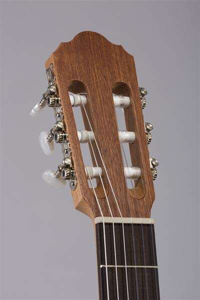 Preview: Volt Konzertgitarre Sevilla KG-6000 (3/4, offenporig)