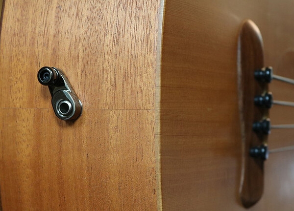 Preview: MusicNomad MN270 Acousti-Lok Adaptor Standard