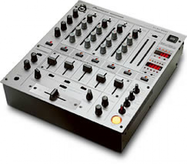 Mischpult PIONEER DJM 600S