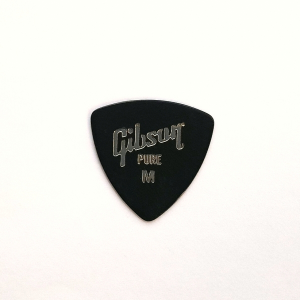 Gibson Pick Wedge Style Medium