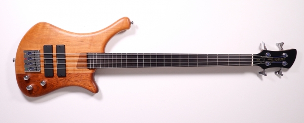 MGH Slick 4-String Fretless E-Bass