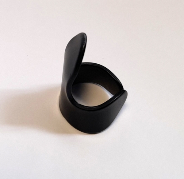 D'Andrea Fingerpick Medium Black